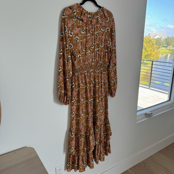 Universal Thread Balloon Long Sleeve Ruffle Collar Dress in Yellow Floral - Picture 11 of 14